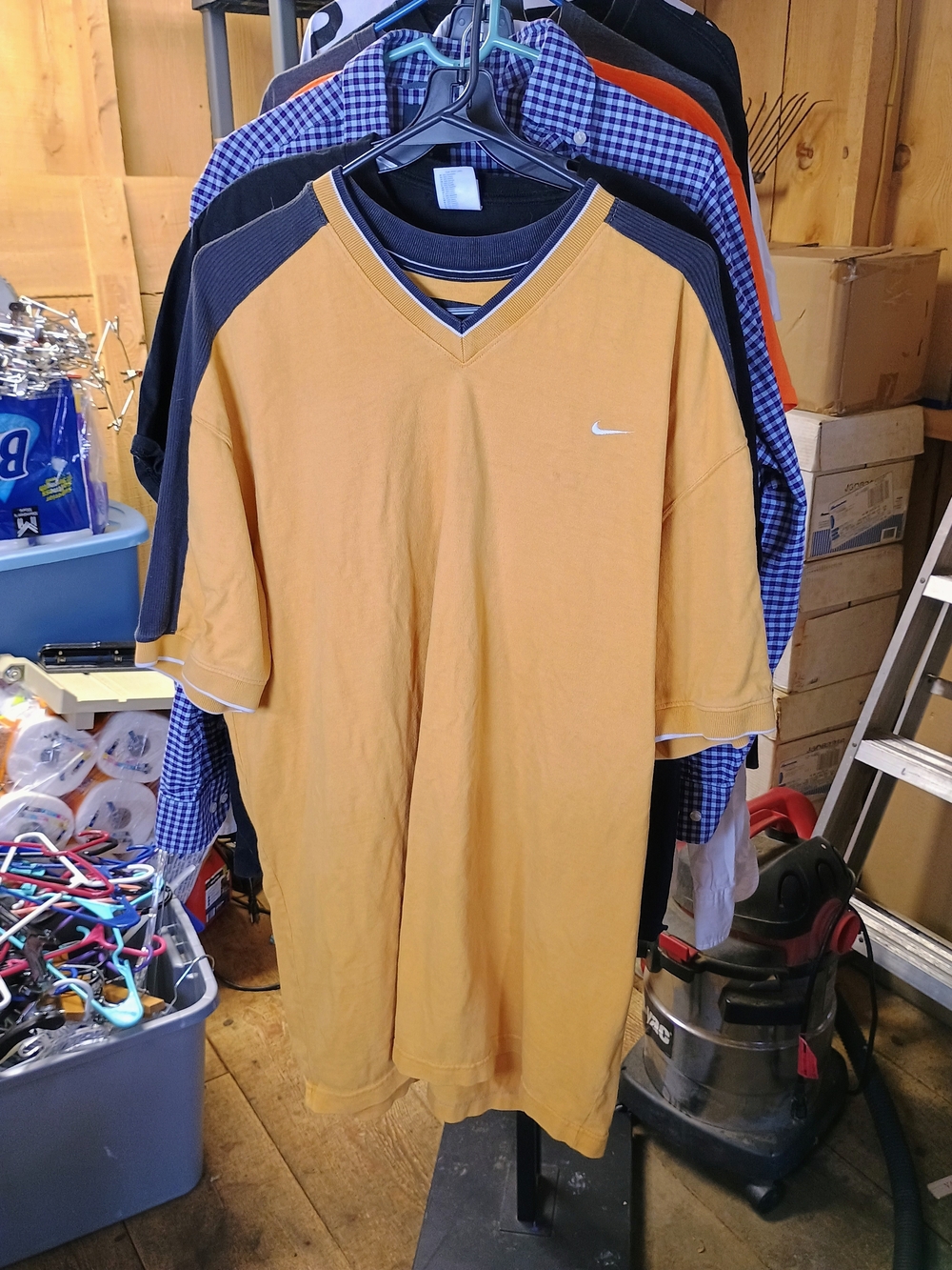 Nike Men’s V-Neck Short Sleeve Shirt in Mustard with Black Panels Bin 32